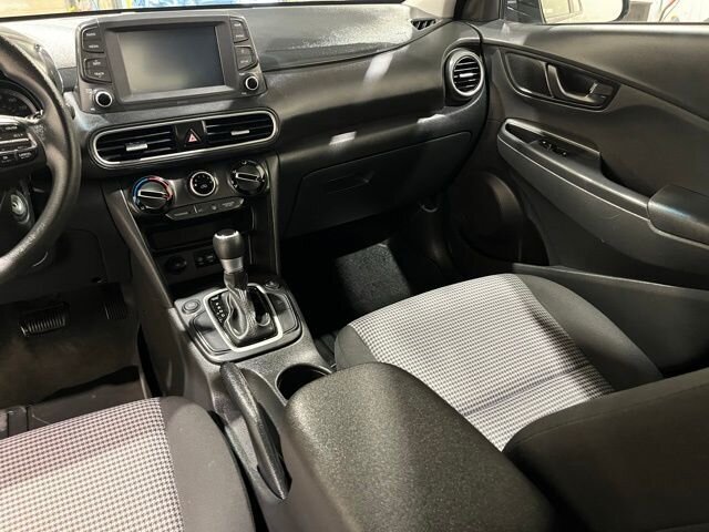 
 2019 Hyundai KONA SE full									