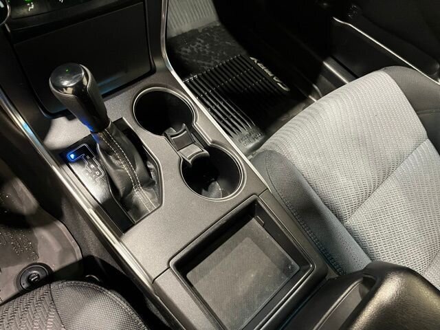 
 2016 Toyota Camry LE full									