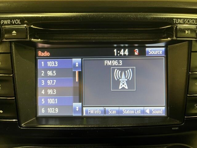 
 2018 Toyota RAV4 LE full									