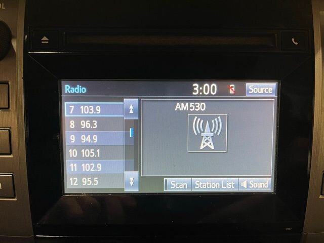 
 2015 Toyota Tundra SR full									