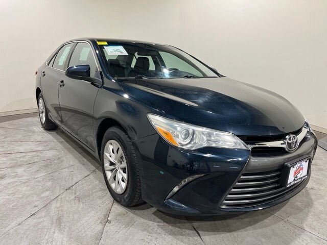 
 2016 Toyota Camry LE full									