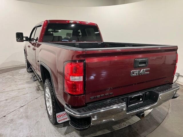 
 2017 GMC Sierra 1500 SLE w/ Navigation full									