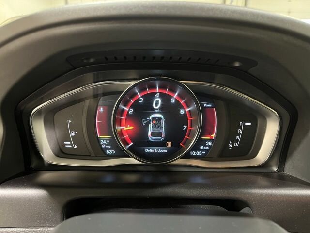 
 2017 Volvo XC60 T5 Inscription full									