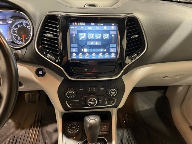 
 2019 Jeep Cherokee Limited full									