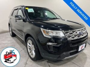 2018 Ford Explorer XLT w/ Apple Car Play and Navigation