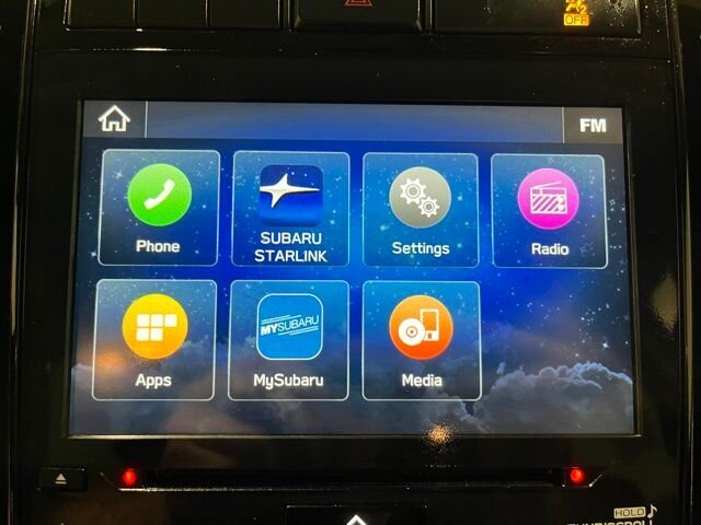 
 2019 Subaru Ascent Limited w/ Apple Car Play full									