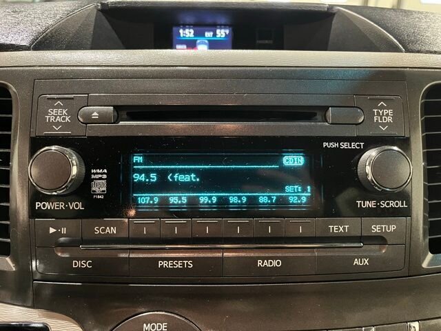 
 2013 Toyota Sienna SE 8 Passenger full									