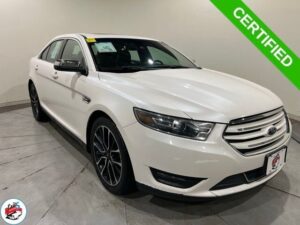 2018 Ford Taurus Limited w/ Navigation