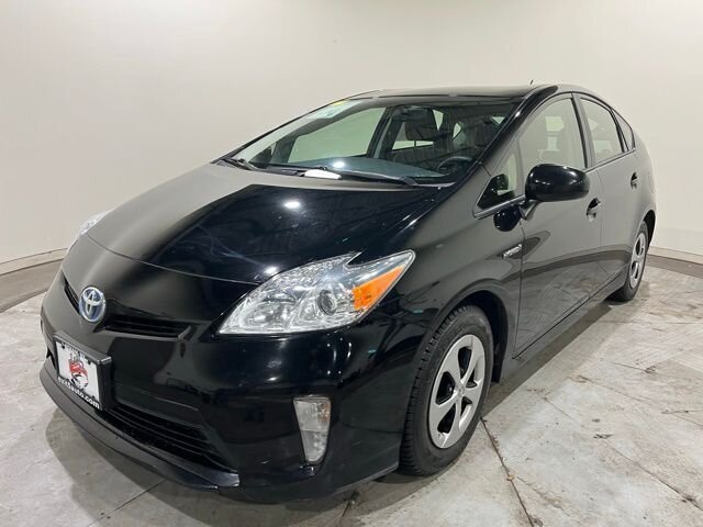 
 2015 Toyota Prius Four full									