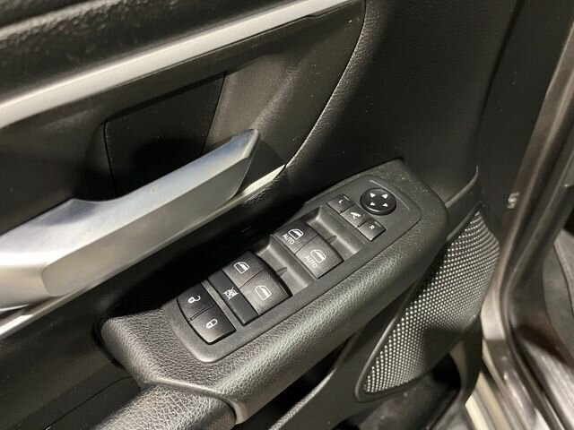 
 2020 RAM 1500 Big Horn/Lone Star full									