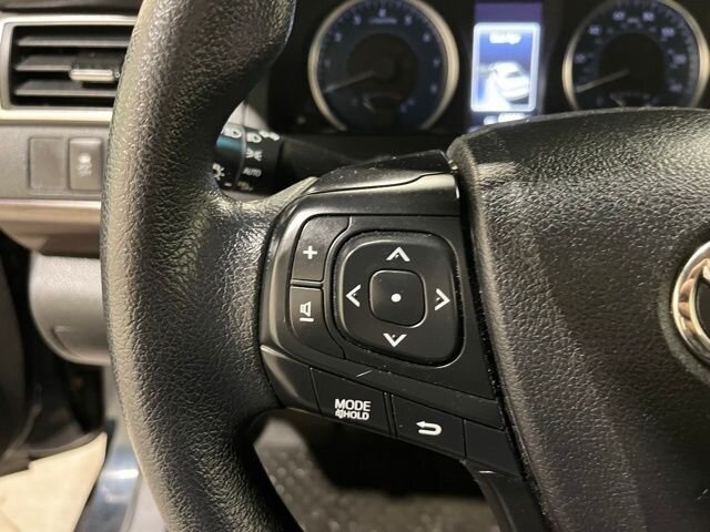 
 2016 Toyota Camry LE full									