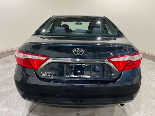 
 2016 Toyota Camry LE full									
