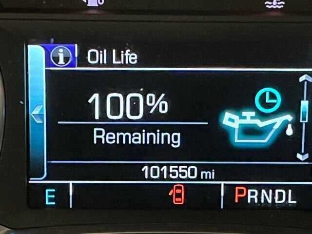 
 2019 Chevrolet Traverse LT w/ Apple Car Play full									