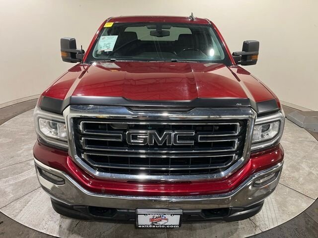 
 2017 GMC Sierra 1500 SLE w/ Navigation full									