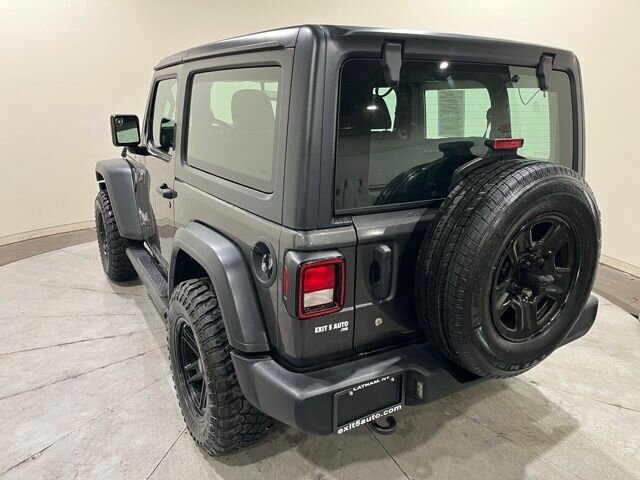 
 2018 Jeep Wrangler Sport full									