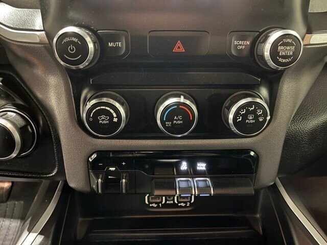 
 2020 RAM 1500 Big Horn/Lone Star full									