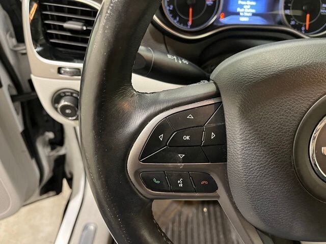 
 2019 Jeep Cherokee Limited full									