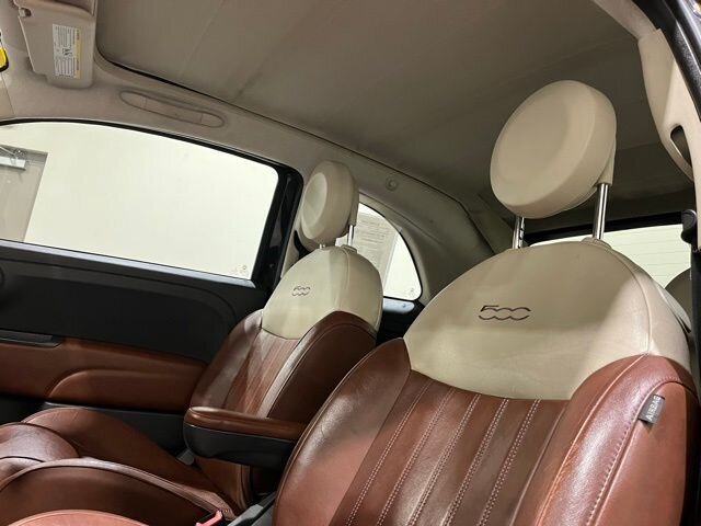 
 2013 FIAT 500c Lounge full									