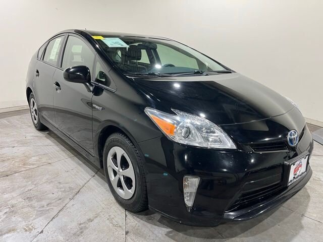 
 2015 Toyota Prius Four full									