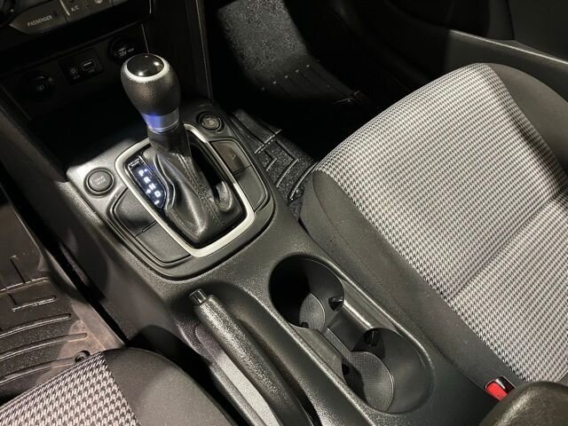 
 2019 Hyundai KONA SE full									