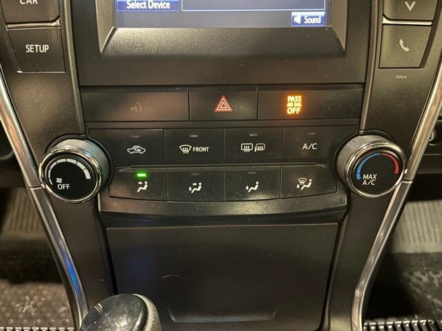 
 2016 Toyota Camry LE full									