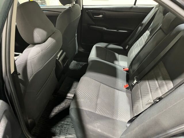 
 2016 Toyota Camry LE full									