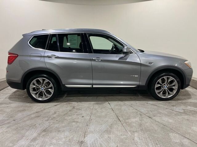 
 2017 BMW X3 xDrive28i full									