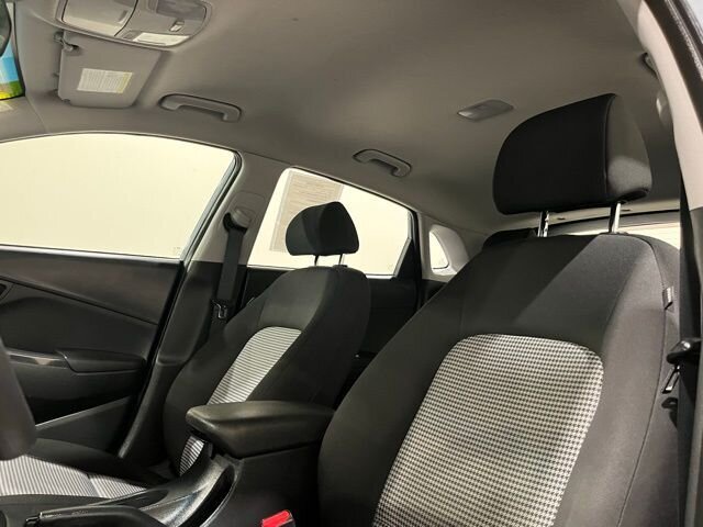 
 2019 Hyundai KONA SE full									