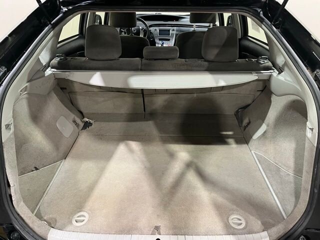 
 2015 Toyota Prius Four full									