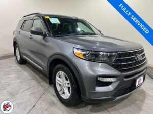 2021 Ford Explorer XLT w/ Apple Car Play