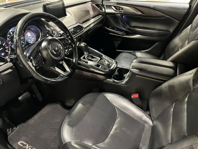 
 2016 Mazda CX-9 Grand Touring full									