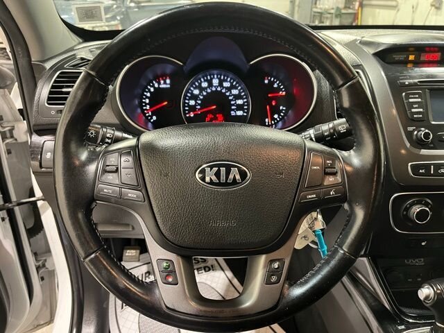 
 2015 Kia Sorento LX full									