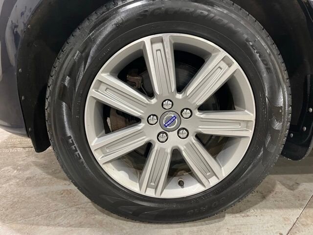 
 2017 Volvo XC60 T5 Inscription full									