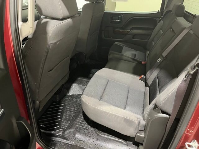 
 2017 GMC Sierra 1500 SLE w/ Navigation full									