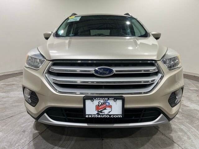 
 2018 Ford Escape SE full									