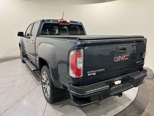 
 2019 GMC Canyon Denali w/ Apple Car Play and Navigation full									