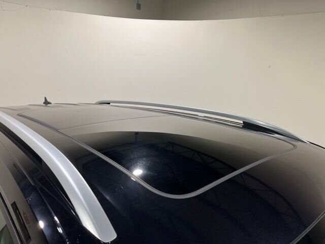 
 2019 Volkswagen Atlas 3.6L V6 SE w/ Apple Car Play full									