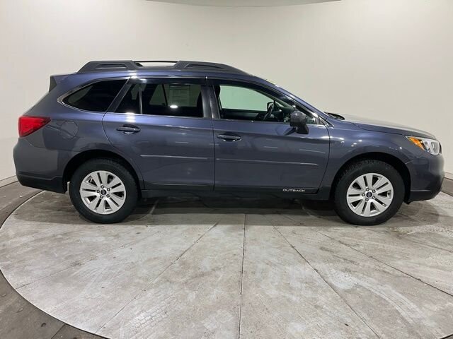 
 2017 Subaru Outback 2.5i Premium full									