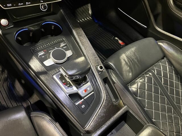 
 2018 Audi S4 3.0T Prestige quattro full									