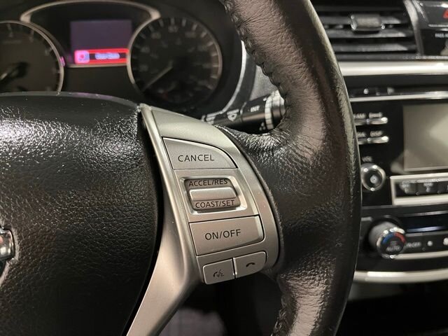 
 2016 Nissan Altima 2.5 SV full									