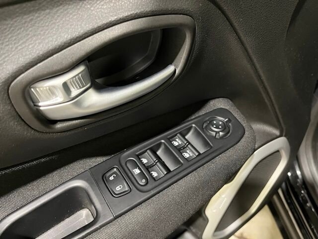 
 2019 Jeep Renegade Sport full									