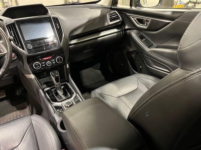 
 2020 Subaru Forester Limited full									