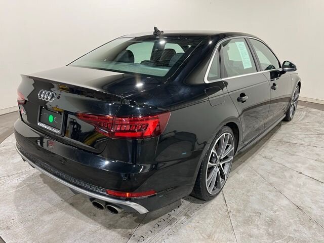 
 2018 Audi S4 3.0T Prestige quattro full									