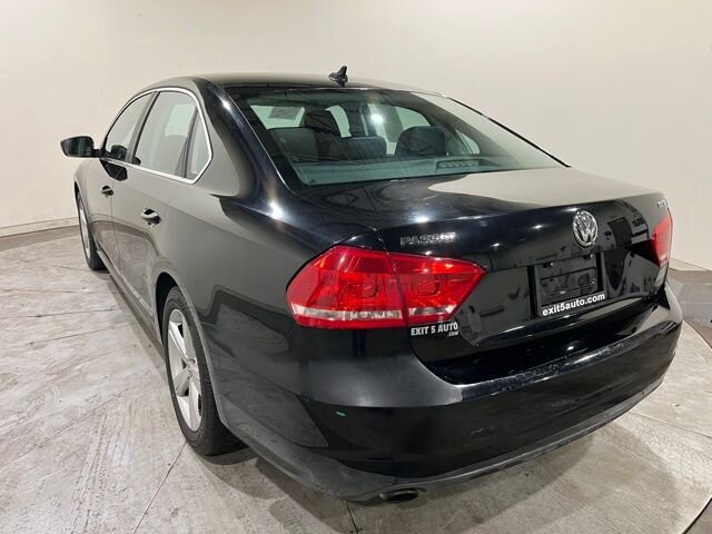 
 2014 Volkswagen Passat 1.8T SE full									