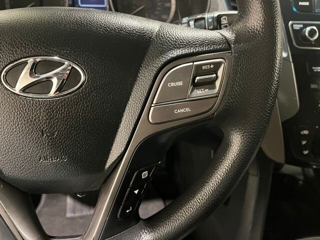 
 2017 Hyundai SANTA FE Sport 2.4 Base full									