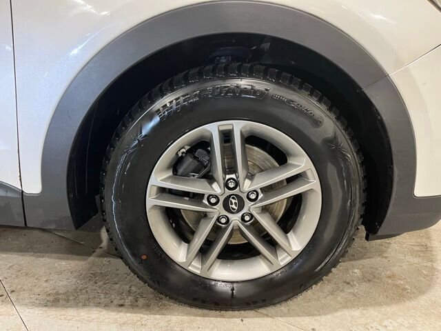 
 2017 Hyundai SANTA FE Sport 2.4 Base full									