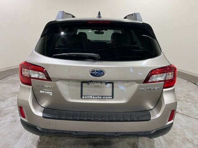 
 2017 Subaru Outback 2.5i Limited full									