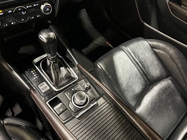 
 2017 Mazda Mazda3 Touring full									