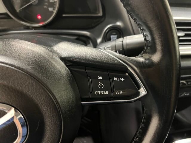 
 2017 Mazda Mazda3 Touring full									