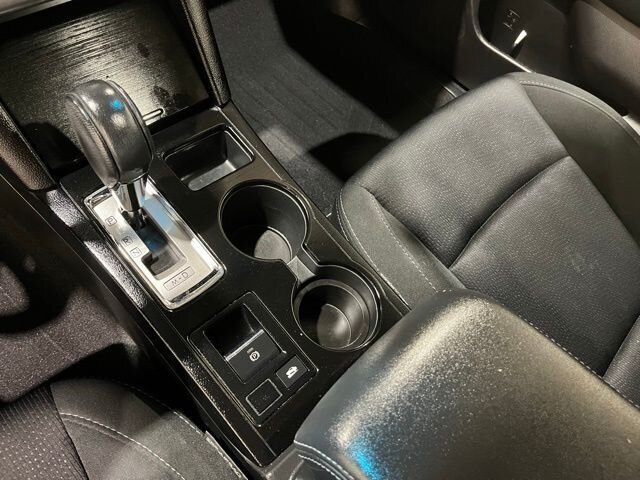 
 2016 Subaru Legacy 2.5i Premium full									